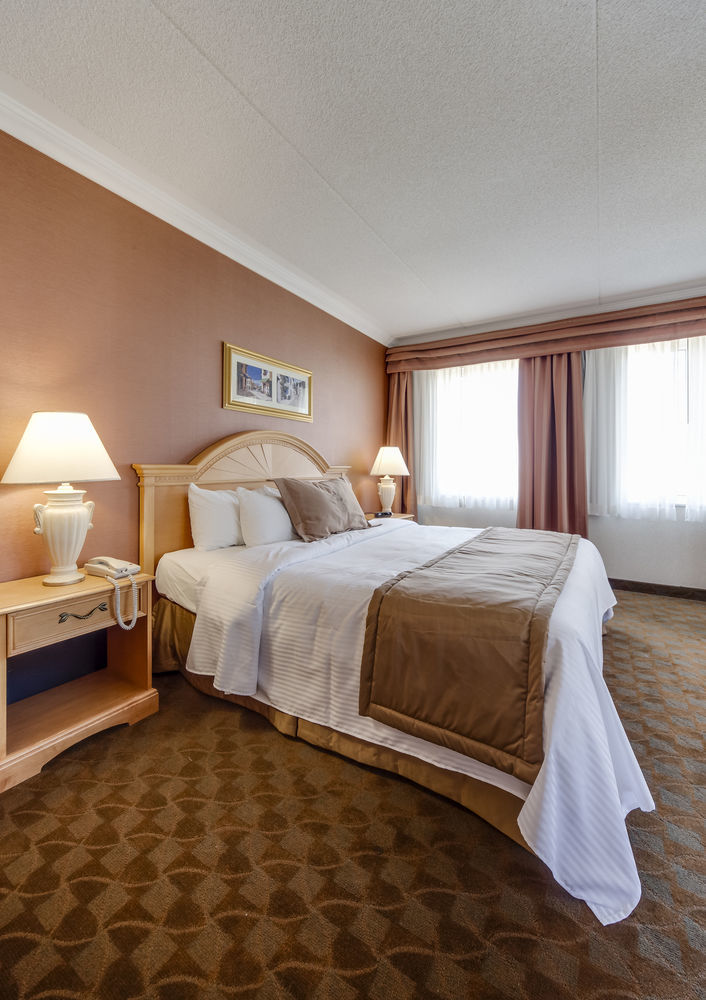 Monte Carlo Inn Brampton Buitenkant foto