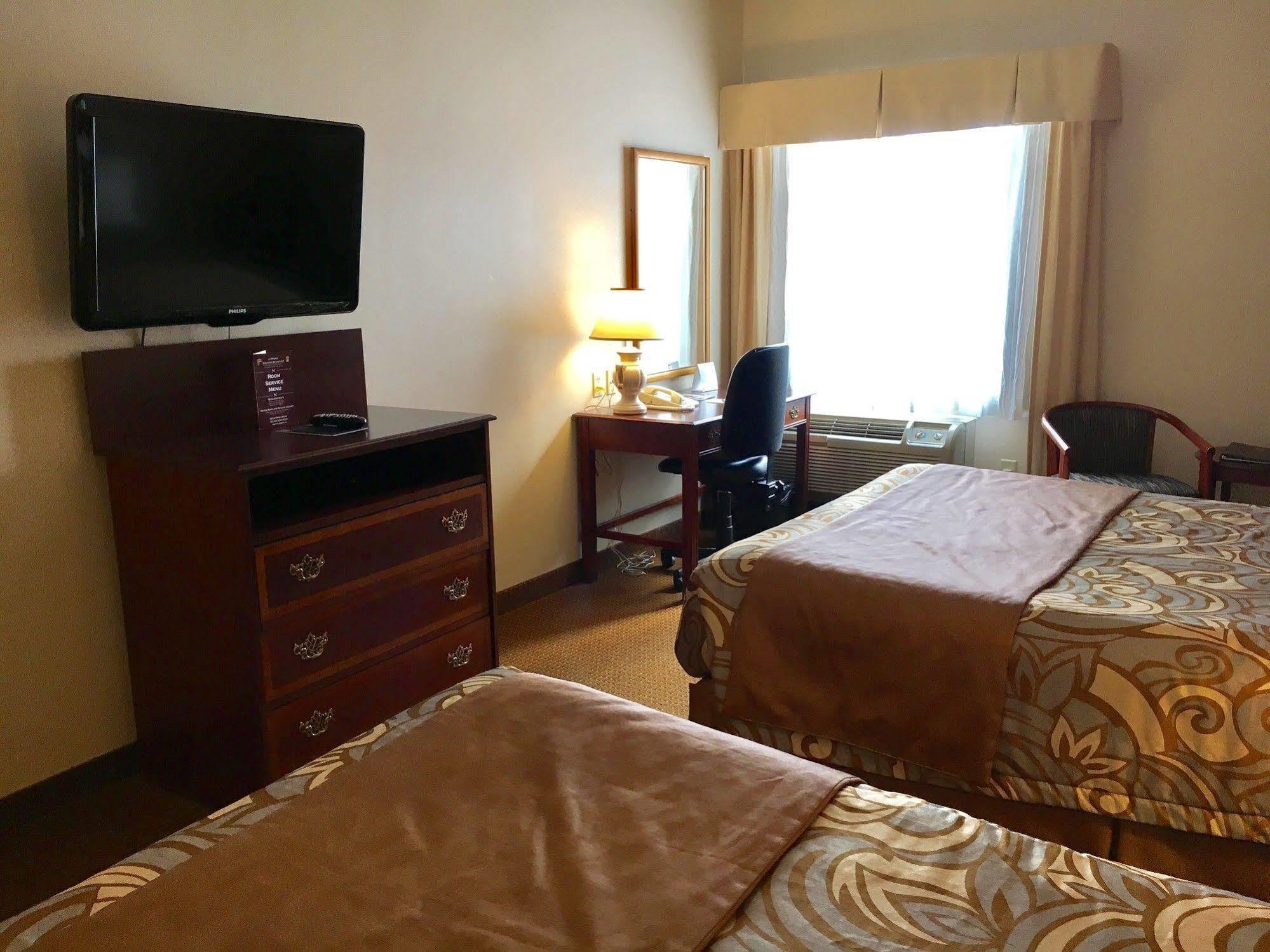 Monte Carlo Inn Brampton Buitenkant foto